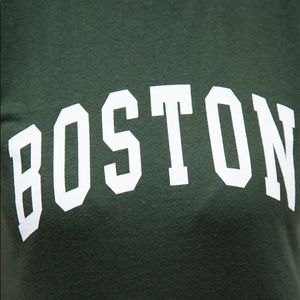 brandy melville nwt boston t-shirt